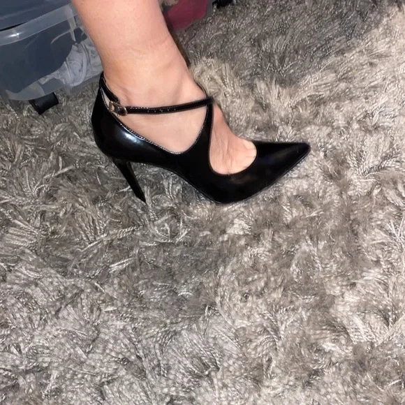 enzo angiolini strappy heels - Picture 6 of 7